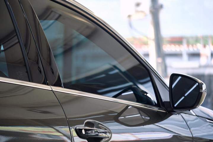 Remplacement de vitres latérales pour garantir le confort et la sécurité de votre voiture